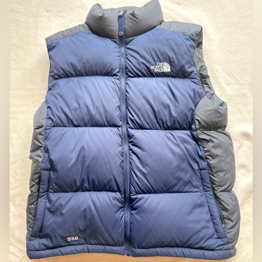 Men’s North Face 550 Down Vest (Large)